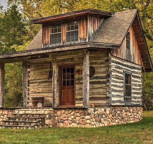 A log cabin in the woods