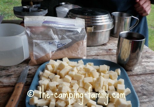 spice mixture and cubed cheese