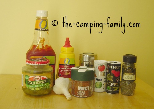 condiments condiments