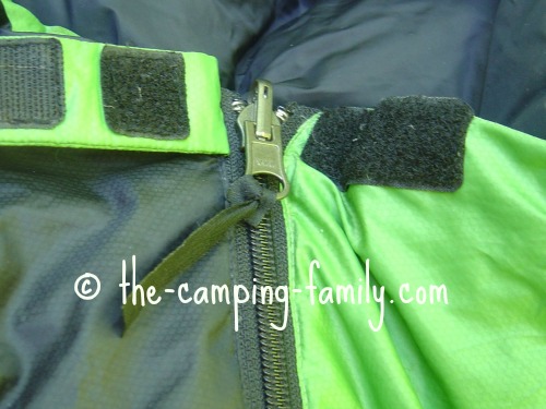 sleeping bag zipper