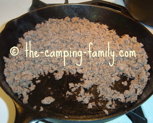 browning ground beef in skillet