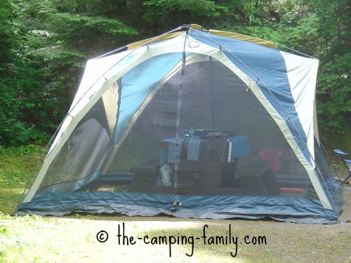 screen tent with large door