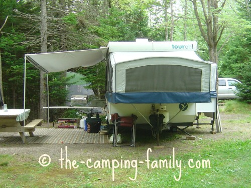 pop up tent trailer with awning