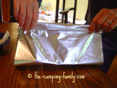 making a foil packet