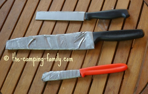 knives in homemade sheaths