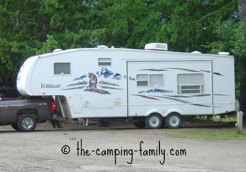 large fifth wheel trailer with pop out
